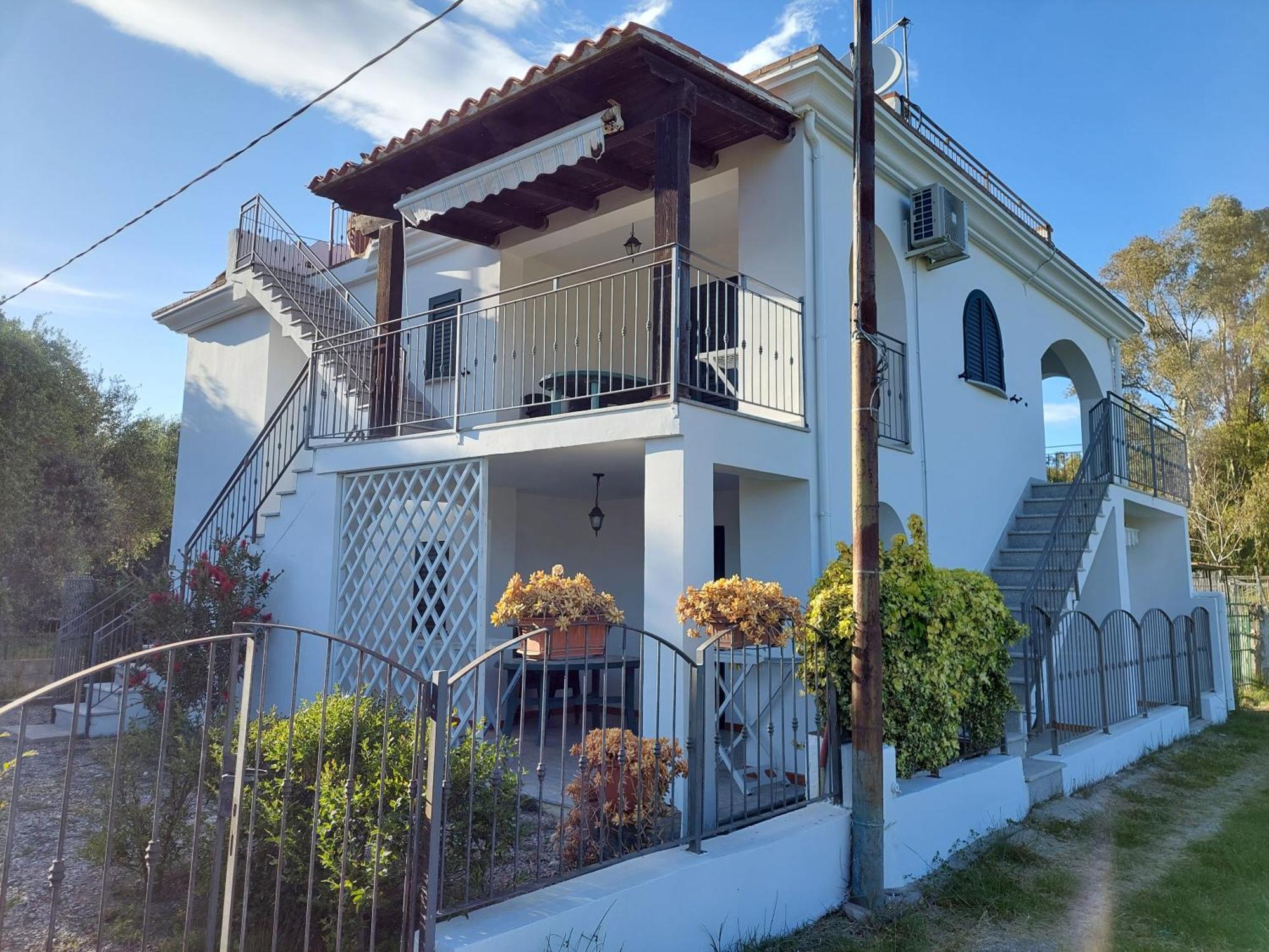 Deiana'S Apartment - Cardedu Beachside Luaran gambar